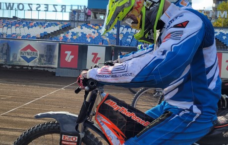 Nikodem Chorzępa z licencją "Ż" w klasie 250cc!